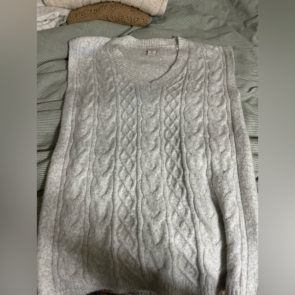 sweater vest